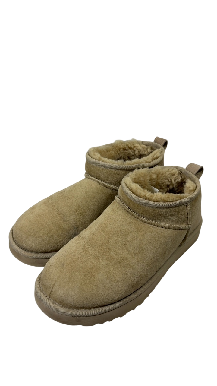UGG’s Shoes 9