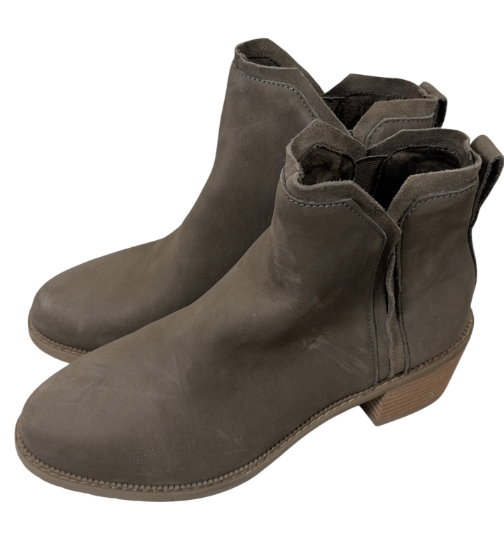 Toms Boots 9